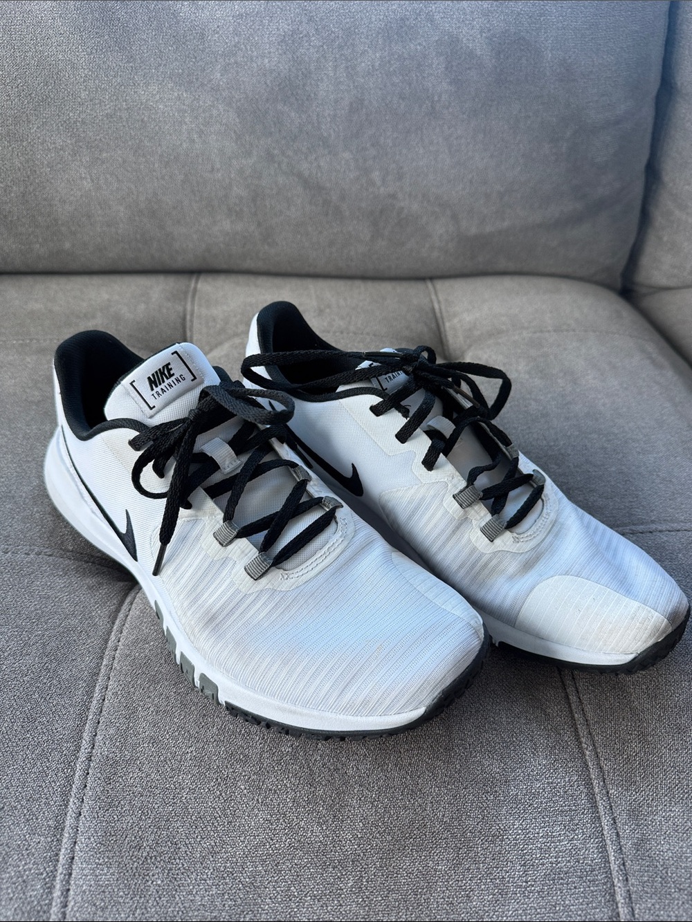 Nike Men’s White and Black Training Sneakers